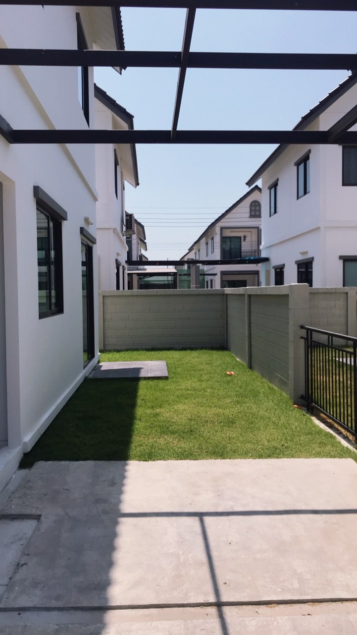 ขายบ้านแฝด-โมดิวิลล่า-บางนา