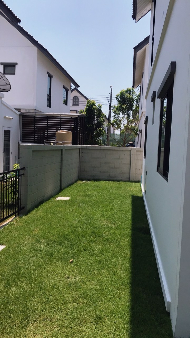 ขายบ้านแฝด-โมดิวิลล่า-บางนา