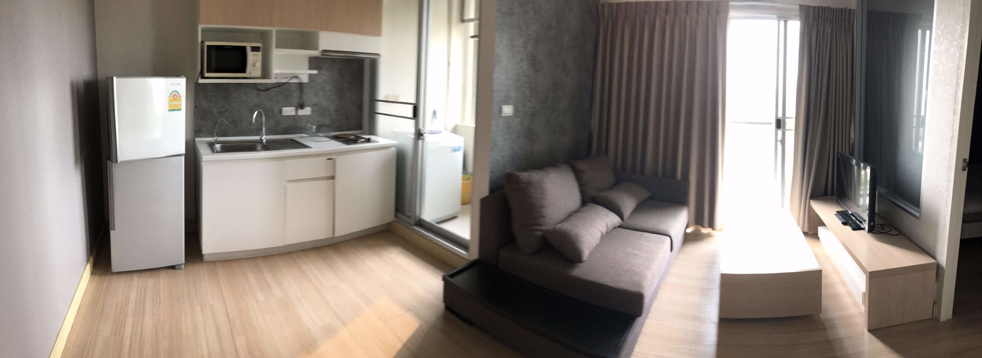 ให้เช่าคอนโด-1-ห้องนอน-บรรยากาศรีสอร์ท-พร้อมเฟอร์นิเจอร์-เดอะ-พาร์คแลนด์-ศรีนครินทร์-เลคไซด์