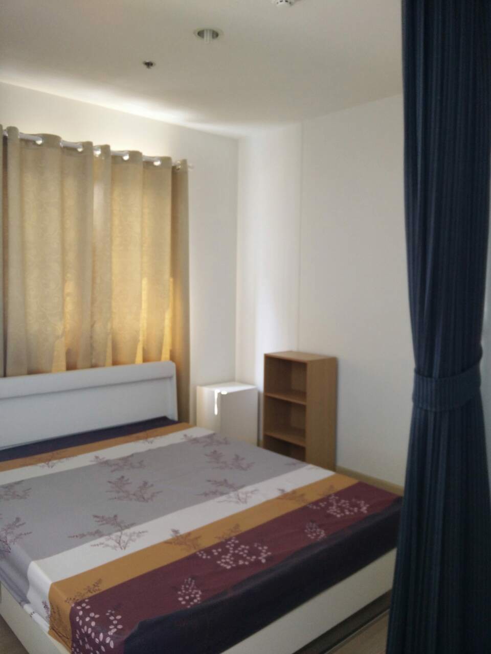 ให้เช่าคอนโด-1-ห้องนอน-บรรยากาศรีสอร์ท-พร้อมเฟอร์นิเจอร์-เดอะ-พาร์คแลนด์-ศรีนครินทร์-เลคไซด์