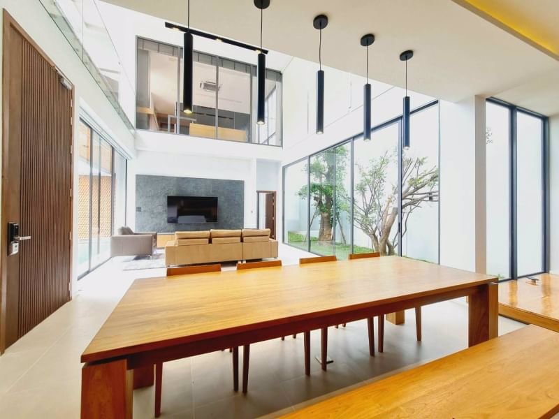 เชียงใหม่-ลักชัวรี่-พูลวิลล่าทันสมัยสร้างเสร็จใหม่พร้อมขาย