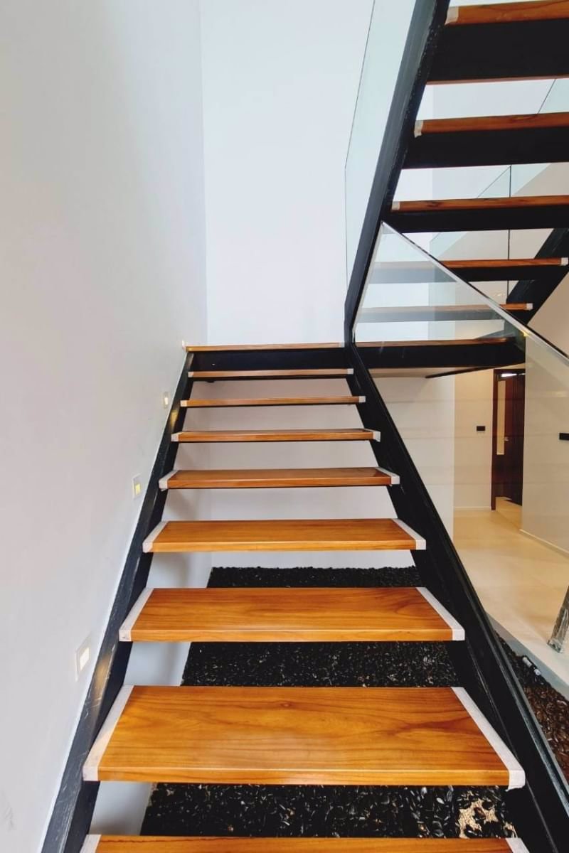 เชียงใหม่-ลักชัวรี่-พูลวิลล่าทันสมัยสร้างเสร็จใหม่พร้อมขาย