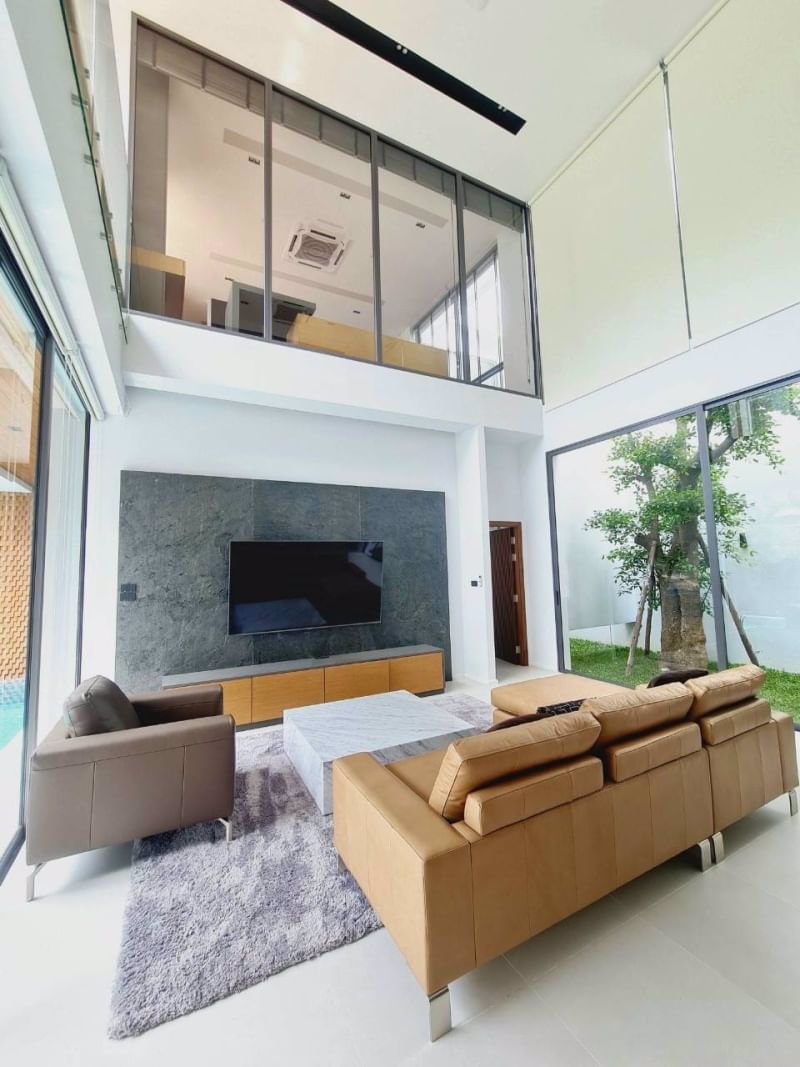 เชียงใหม่-ลักชัวรี่-พูลวิลล่าทันสมัยสร้างเสร็จใหม่พร้อมขาย