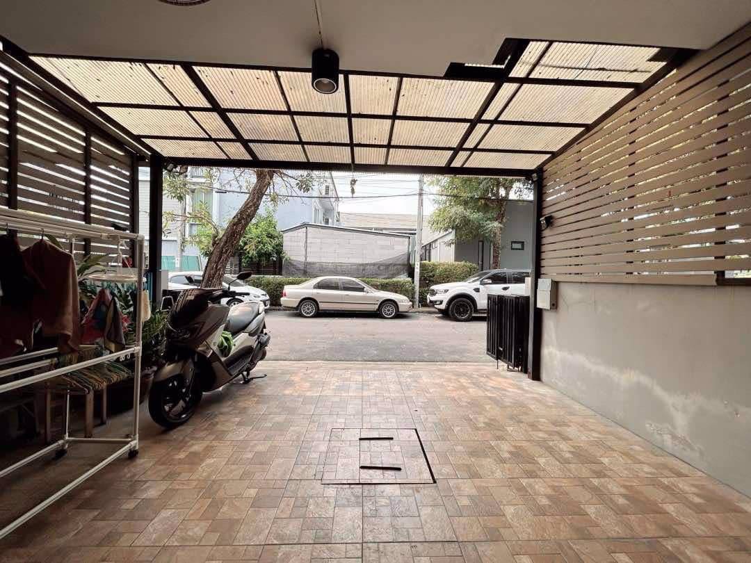 ขายทาวน์โฮม-3-ชั้น-โครงการ-อารียา-เดลี่-เกษตร-นวมินทร์-ใกล้รถไฟฟ้าสายสีชมพู