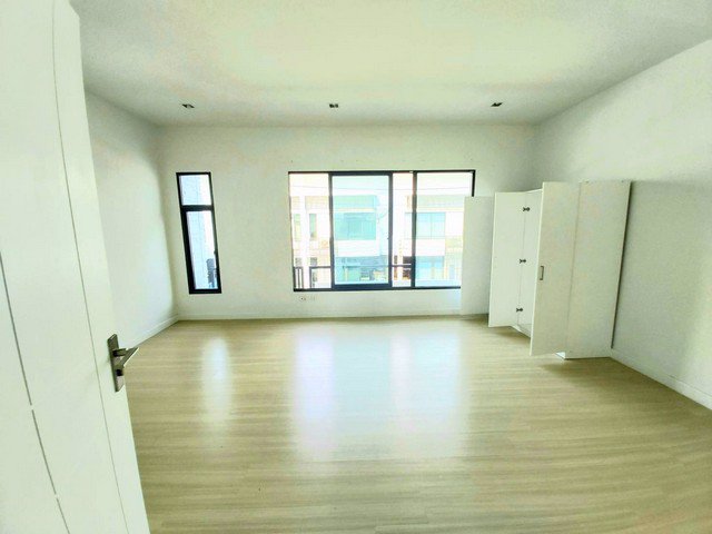 出售-sale-ขาย-ทาวน์โฮม-มเพล็กซ์-บางนา-plex-bangna-ริมถนนบางนา-ตราด-252ตรว-3นอน4น้ำ