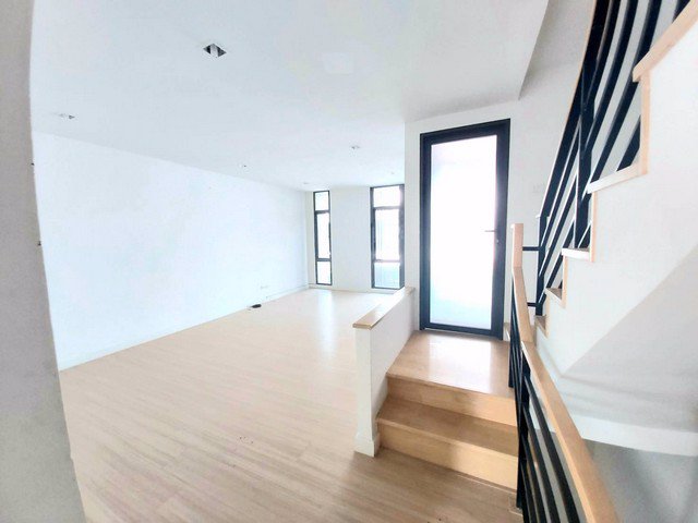 出售-sale-ขาย-ทาวน์โฮม-มเพล็กซ์-บางนา-plex-bangna-ริมถนนบางนา-ตราด-252ตรว-3นอน4น้ำ