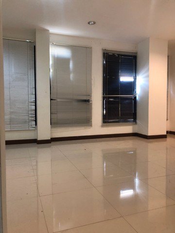 出售-home-office-หลังมุม-บ้านกลางกรุง-office-park-ลาดพร้าว-71-ขนาด-38ตรว-7ห้องทำงาน-5ห้องน้ำ