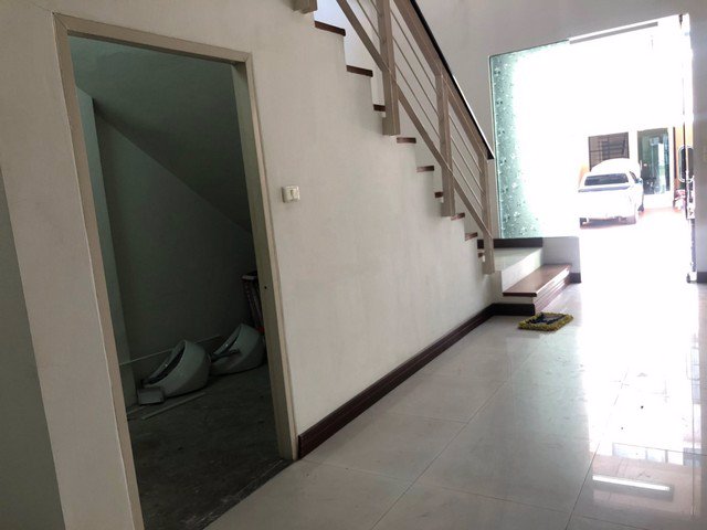 出售-home-office-หลังมุม-บ้านกลางกรุง-office-park-ลาดพร้าว-71-ขนาด-38ตรว-7ห้องทำงาน-5ห้องน้ำ