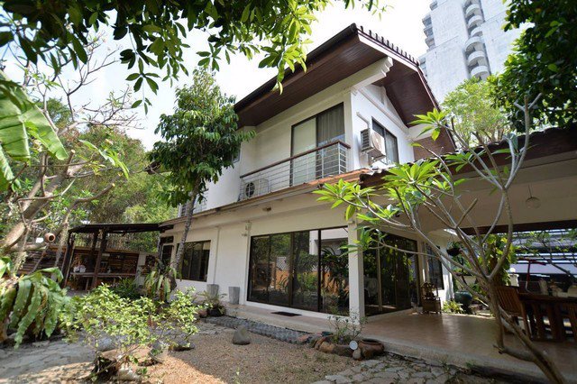 a2-ขาย-บ้าน-122ตรว-ซลาดพร้าว-35-4นอน-4น้ำ-ทะลุออกซรัชดา32ได้