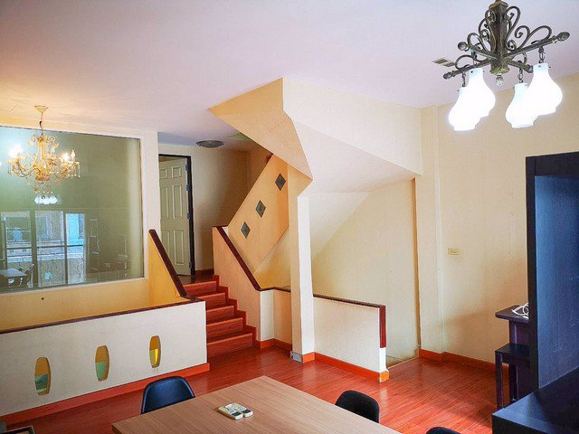 ทาวน์โฮม-โยธินพัฒนา3-มบ้านปริฉัตร-ออกถนวมินทร์111ลาดพร้าว101ซเเจ่มจันทร์-เกษตร-นวมินทร์