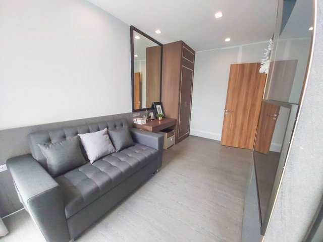 出售โฮมออฟฟิศหรู-4-ชั้น-altitude-prove-เกษตร-นวมินทร์-บ้านใหม่มือหนึ่ง-เฟอร์ครบพร้อมอยู่