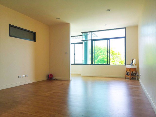 ขายบ้านทาวน์โฮม-3-ชั้น-ม-เดอะเมทโทร-รามคำแหง-วงแหวน-the-metro-ramkhamhaeng-wongwaen-ซ-มิสทีน