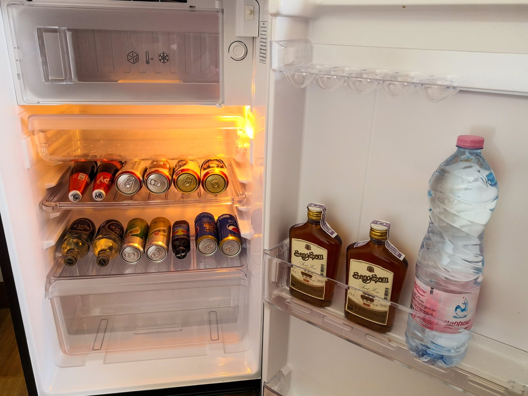 ประณตอพาร์ทเมนท์-ให้เช่าถูก-ติด-ถราชพฤกษ์-ใกล้-mrt-บางพลู-ห้องรายวัน-ฟรีอาหารเช้า-เริ่ม450บ