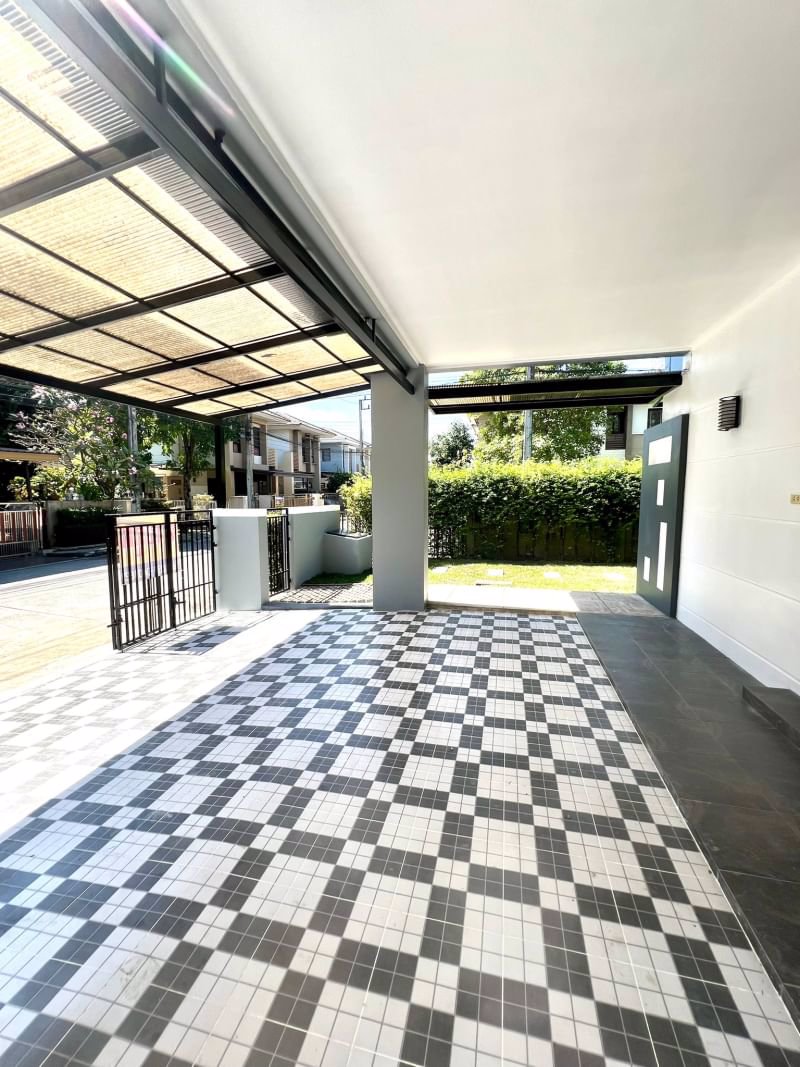 ขายด่วน-บ้านแฝด-สไตล์บ้านเดี่ยว-รีโนเวทใหม่