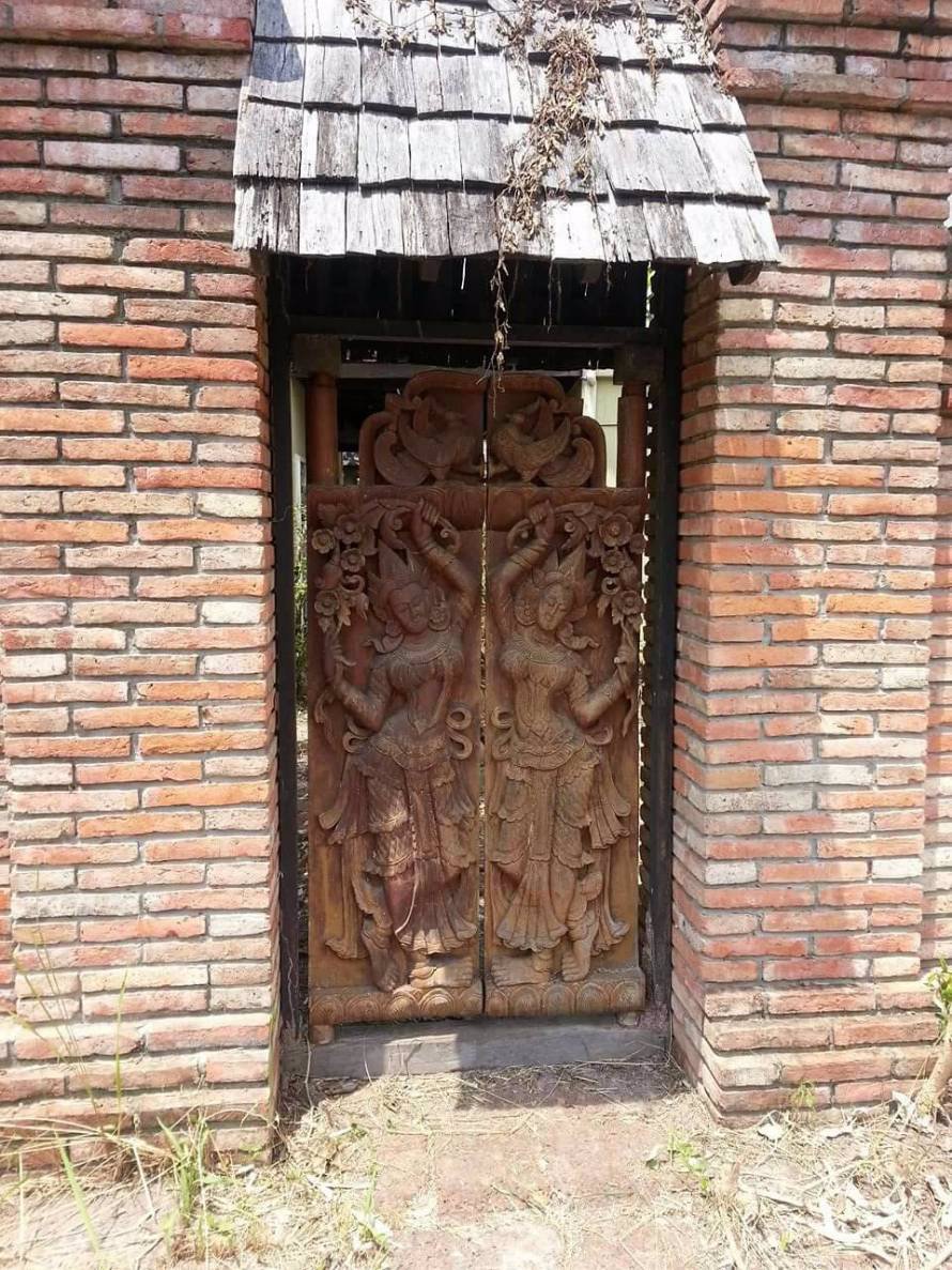 ขาย-มโรยัลปาร์ควิล-บ้านเดี่ยว-2-หลังคู่ติดกัน-สุวินทวงศ์-44