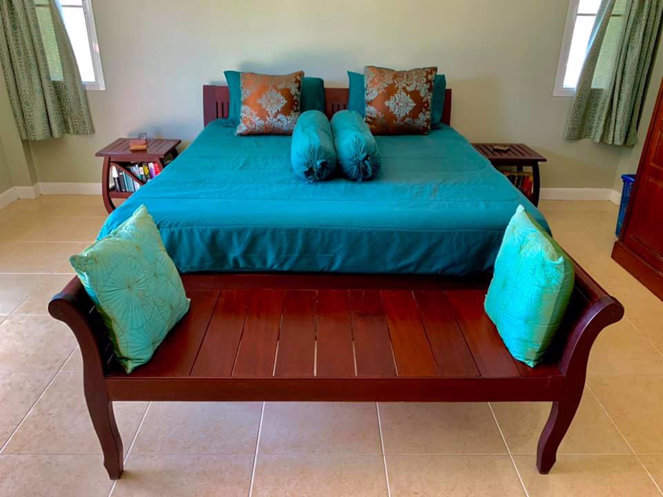 ขายบ้านเดี่ยวพร้อมที่ดิน-วิวสวย-ติดชายทะเล-มีสระว่ายน้ำ