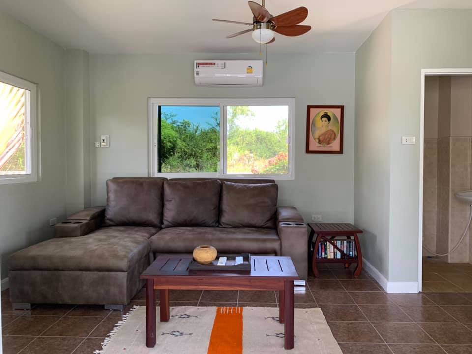 ขายบ้านเดี่ยวพร้อมที่ดิน-วิวสวย-ติดชายทะเล-มีสระว่ายน้ำ