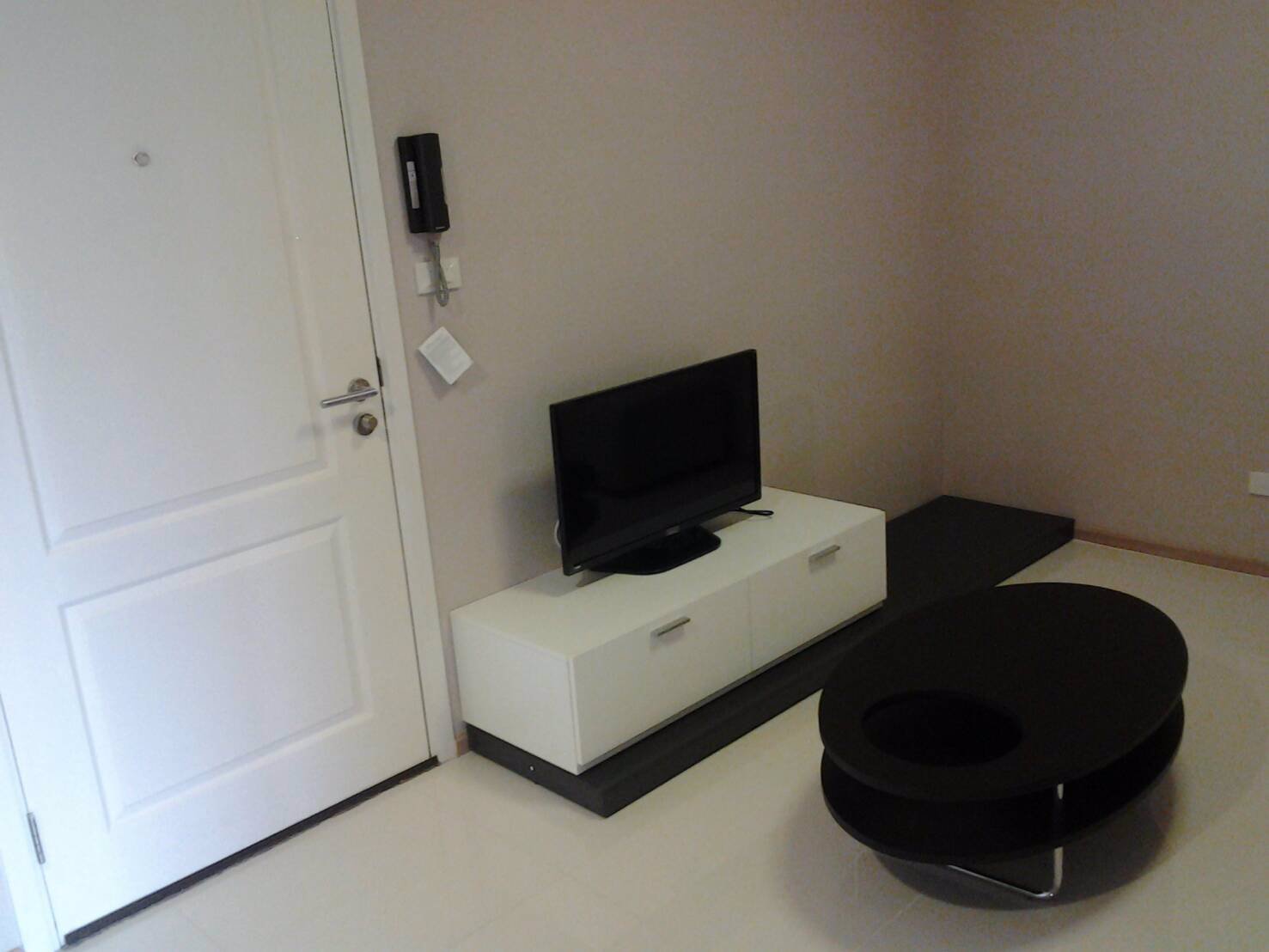 ให้เช่า-คอนโด-โครงการฟิวส์-โมเบียส-รามคำแหง-สเตชั่น-อาคาร-b-ชั้น10-พร้อมอยู่-ตกแต่งครบ