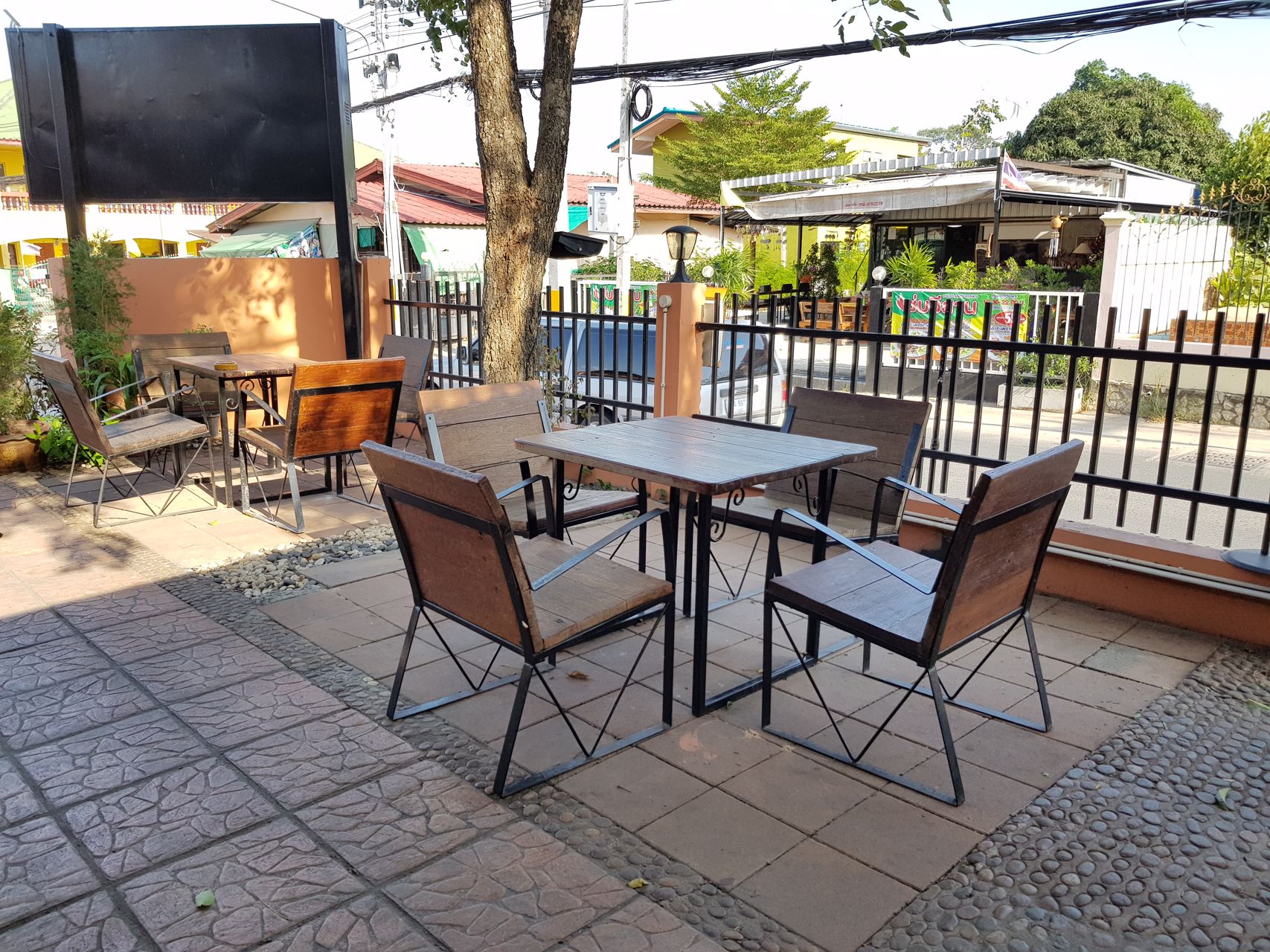 เซ้งร้านหรูขนาดใหญ่-ราคาพิเศษ