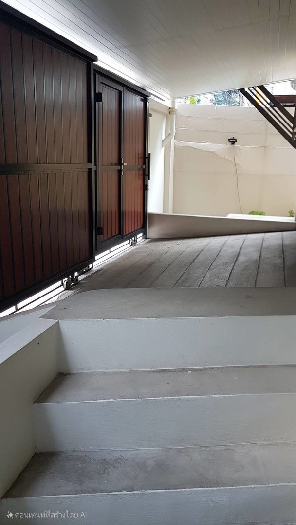 บ้านเก่าต้องสร้างใหม่-ใกล้รถไฟฟ้าห้วยขวาง-old-house-for-sale-need-to-rebuild-near-mrt-huaikhwang