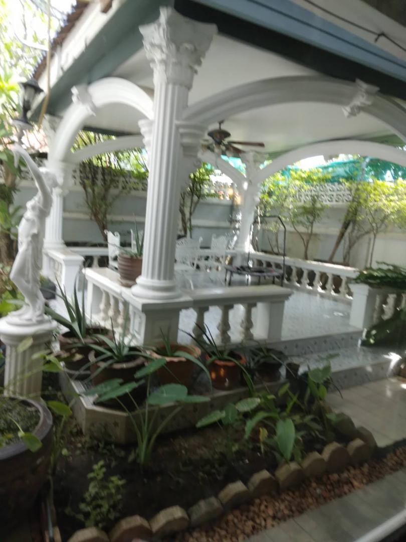 selling-single-house-private-pool-and-nice-vintage-pattanakarn-ขายบ้านเดี่ยวหรูมีสระว่ายน้ำ-พัฒนาการ