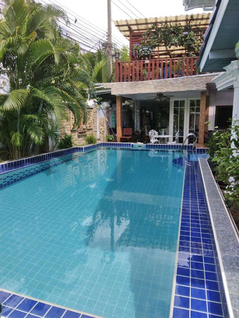 selling-single-house-private-pool-and-nice-vintage-pattanakarn-ขายบ้านเดี่ยวหรูมีสระว่ายน้ำ-พัฒนาการ