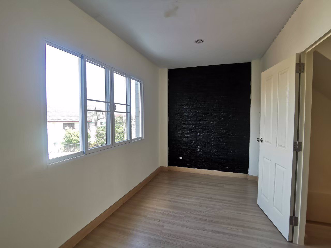 ขายทาวน์โฮม-3-ชั้น-โครงการวิชั่น-สมาร์ท-ไลฟ์-vision-smart-life-