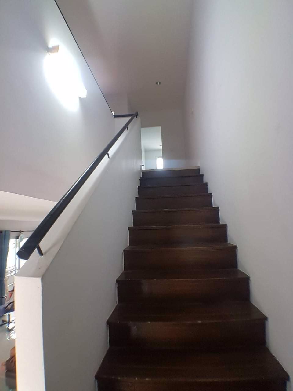 ขายบ้านแฝด-หลังริม-ด้านข้างไม่ติดใคร-ซอยมิตรอารีย์-2