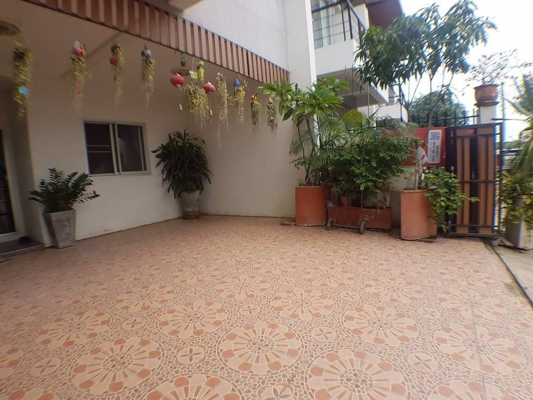 ขายบ้านแฝด-หลังริม-ด้านข้างไม่ติดใคร-ซอยมิตรอารีย์-2