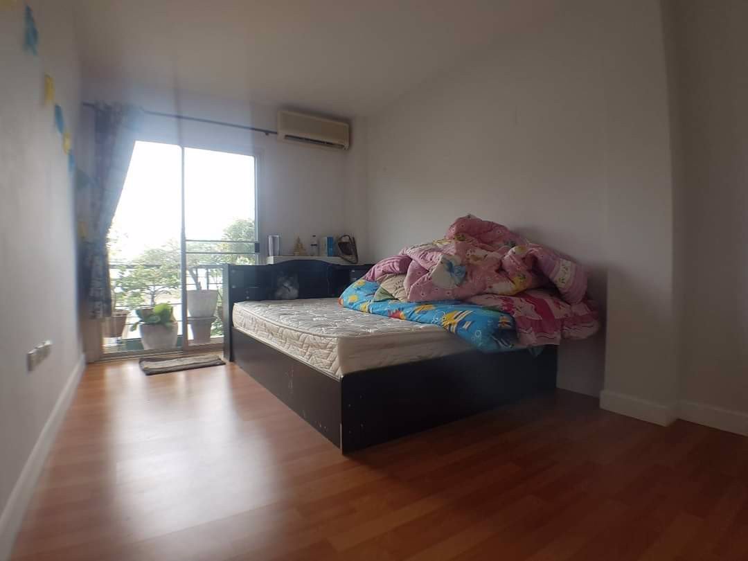 ขายบ้านแฝด-หลังริม-ด้านข้างไม่ติดใคร-ซอยมิตรอารีย์-2