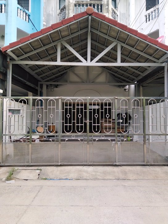 ขายด่วน-ทาวน์เฮ้าส์-3-ชั้น-ซอยพหลโยธิน-35-แยก-15-ใกล้-bts-รัชโยธิน