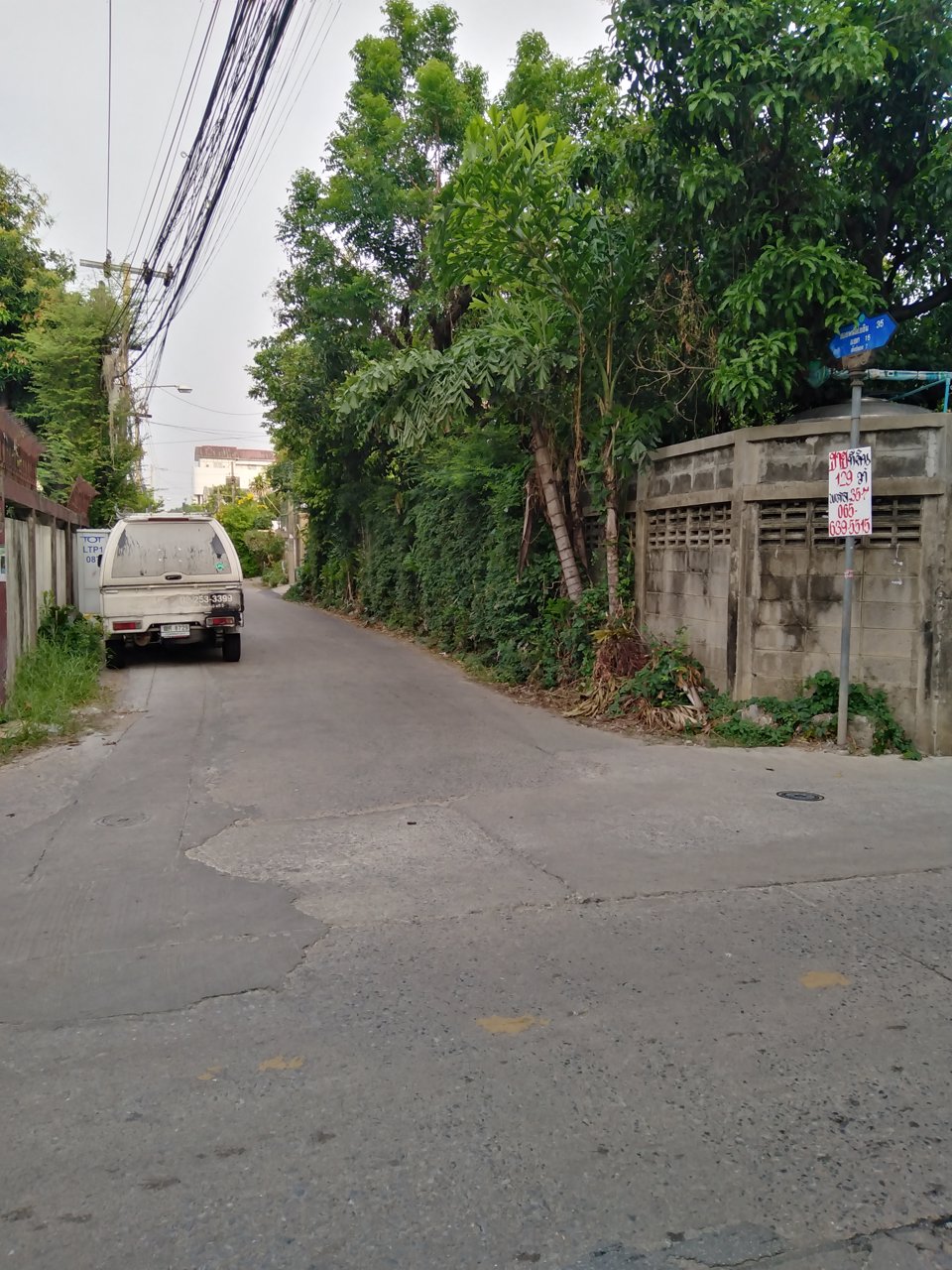 ขายด่วน-ทาวน์เฮ้าส์-3-ชั้น-ซอยพหลโยธิน-35-แยก-15-ใกล้-bts-รัชโยธิน