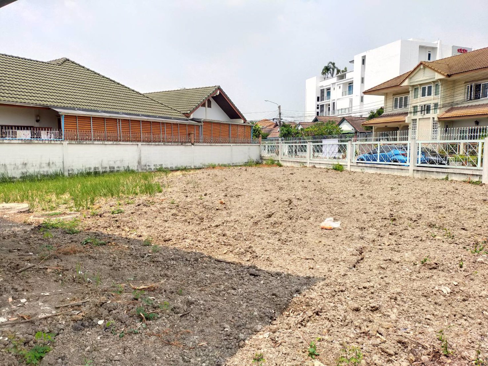 ขายบ้านพร้อมที่ดิน-123-ตรว-ม-ประชานิเวศน์-4-แปลงสวยหัวมุม