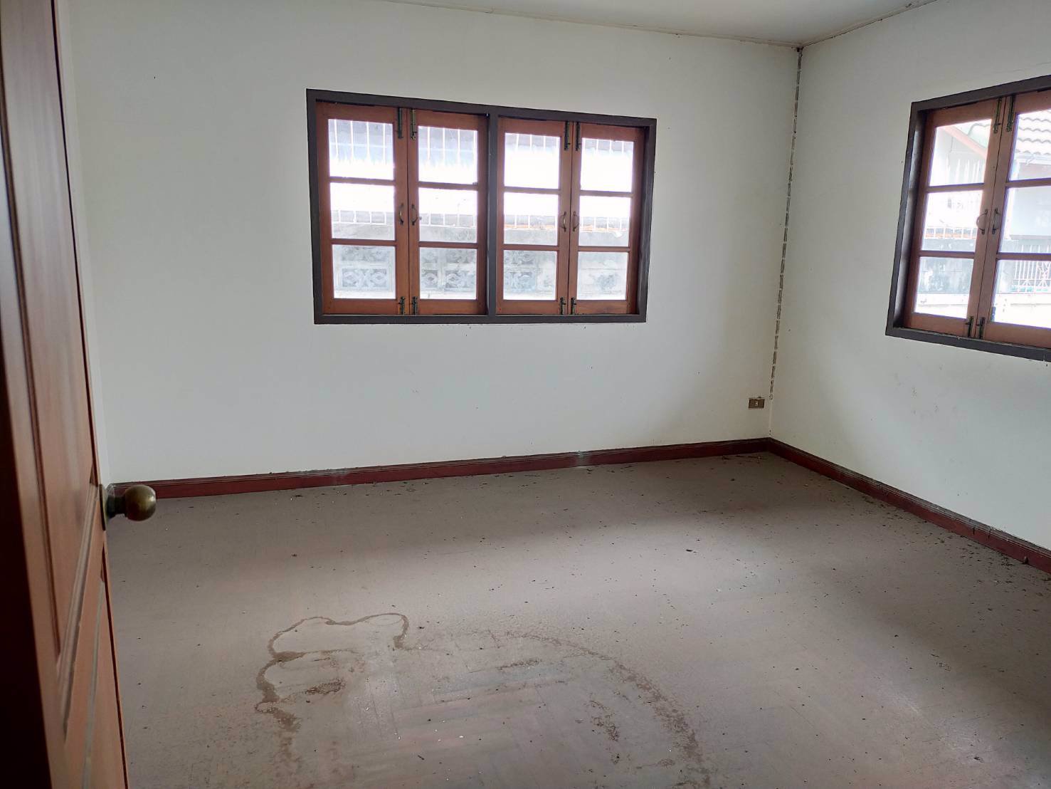 ขายบ้านพร้อมที่ดิน-123-ตรว-ม-ประชานิเวศน์-4-แปลงสวยหัวมุม