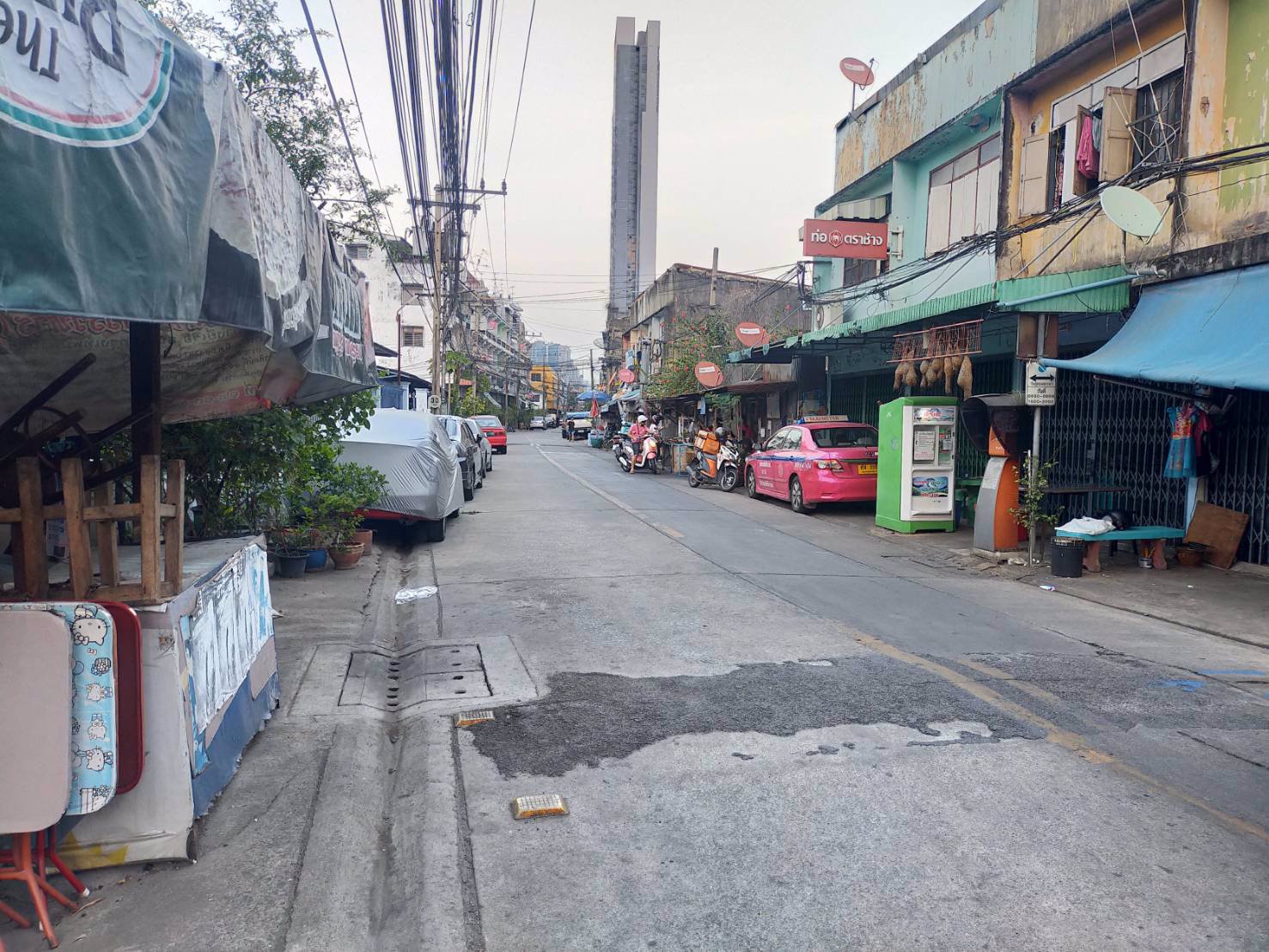 ขายที่ดินพร้อมตึกแถว-ซอยตากสิน-8-ใกล้-bts-โพธิ์นิมิตเพียง-100-เมตร