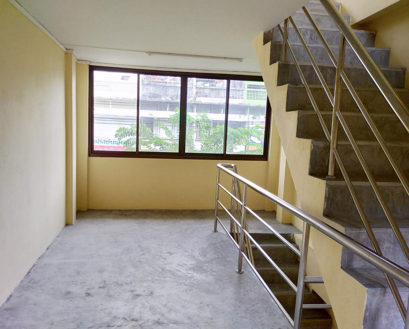 ขายตึกแถว-ติดถนนเจริญรัถ-เหมาะทำธุรกิจ-15-นาที-ถึงสาทร-