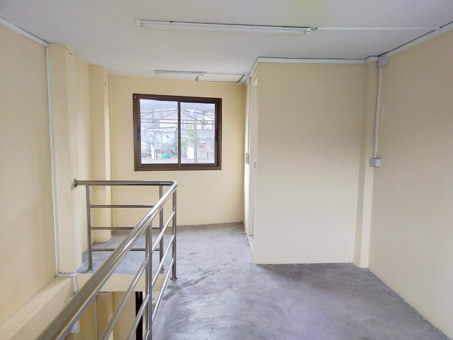 ขายตึกแถว-ติดถนนเจริญรัถ-เหมาะทำธุรกิจ-15-นาที-ถึงสาทร-