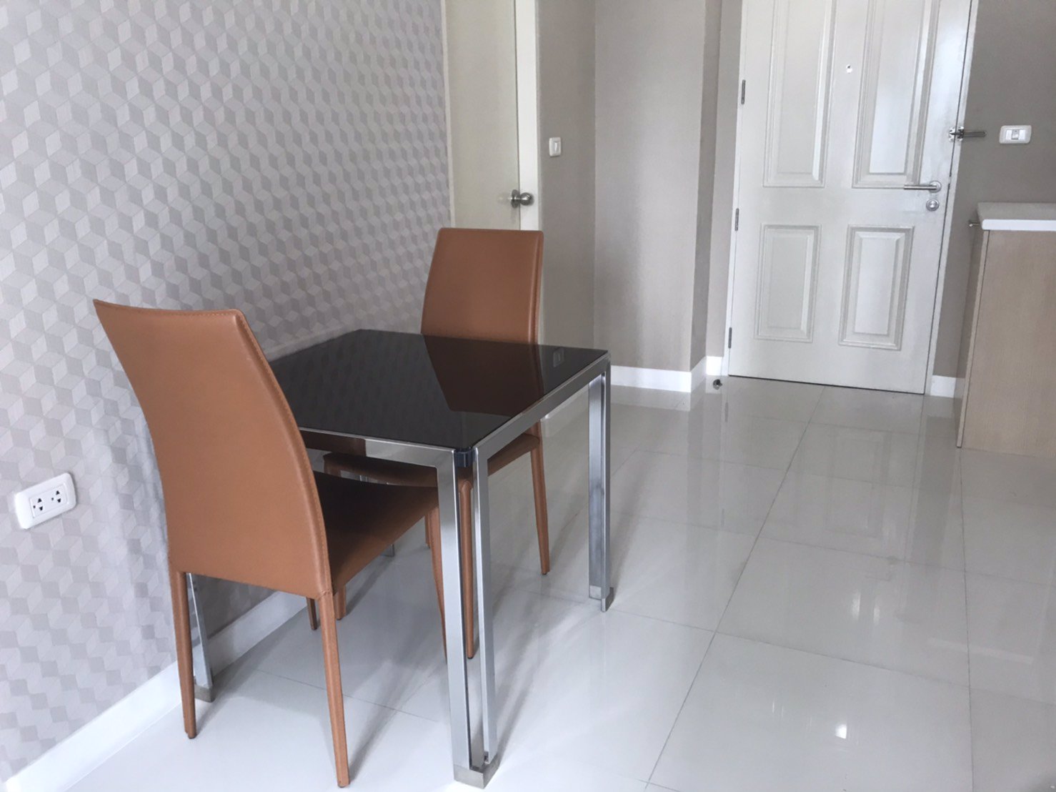 ขายด่วน-ถูกสุดๆในย่านนี้-เฟอร์ครบพร้อมอยู่-ชั้น12-วิวตึกg-เซน9-ใจกลางย่านพระราม9