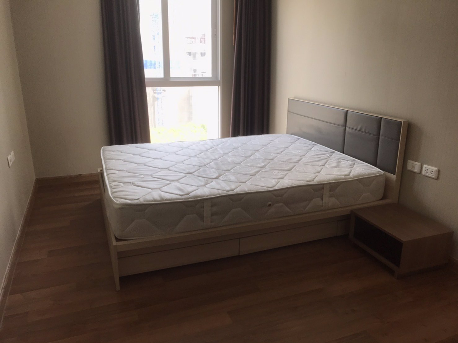 ขายด่วน-ถูกสุดๆในย่านนี้-เฟอร์ครบพร้อมอยู่-ชั้น12-วิวเมืองใจกลางย่านพระราม9