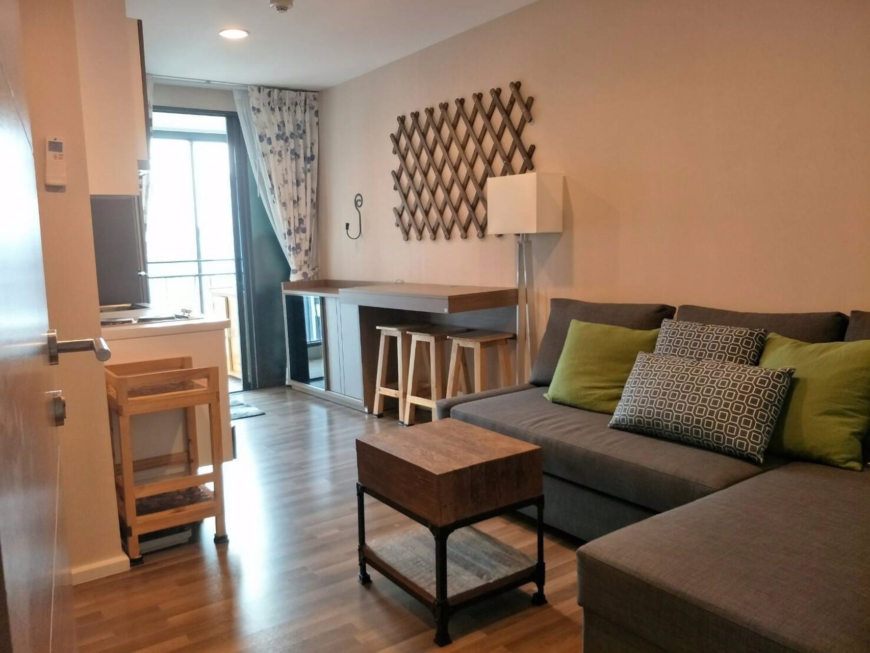 ให้เช่า-คอนโด-1-ห้องนอน-ใกล้เดอะมอลล์บางกะปิ-คอนโด-ลิฟวิ่งเนสท์-รามคำแหง