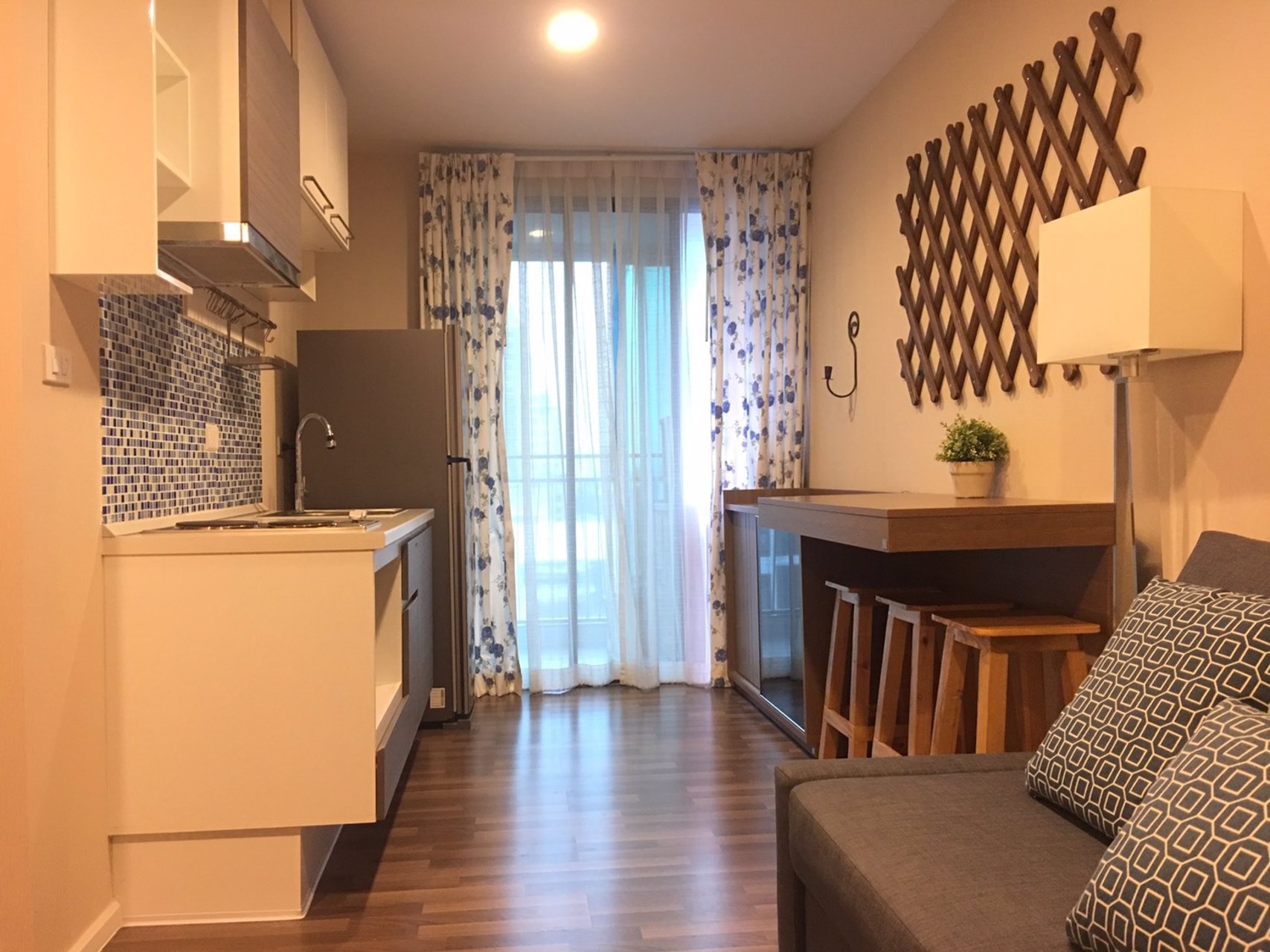 ให้เช่า-คอนโด-1-ห้องนอน-ใกล้เดอะมอลล์บางกะปิ-คอนโด-ลิฟวิ่งเนสท์-รามคำแหง