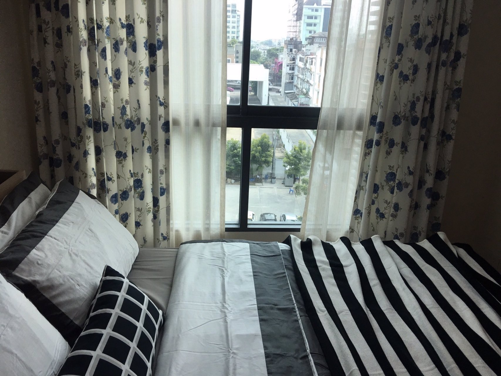 ให้เช่า-คอนโด-1-ห้องนอน-ใกล้เดอะมอลล์บางกะปิ-คอนโด-ลิฟวิ่งเนสท์-รามคำแหง