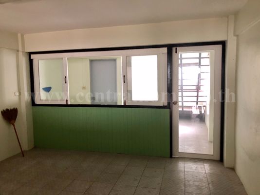 ขายอาคารพาณิชย์-3-ชั้น-ถนนเสรีไทย-77