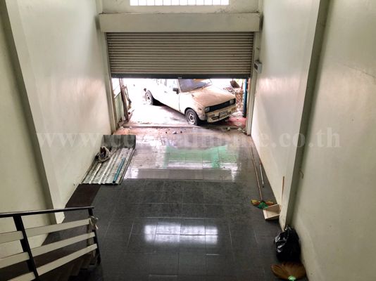 ขายอาคารพาณิชย์-3-ชั้น-ถนนเสรีไทย-77