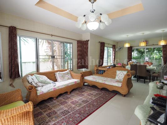 ขายบ้านเดี่ยว-หมู่บ้าน-วิลล่า-การ์เด้น-3-รัตนาธิเบศร์