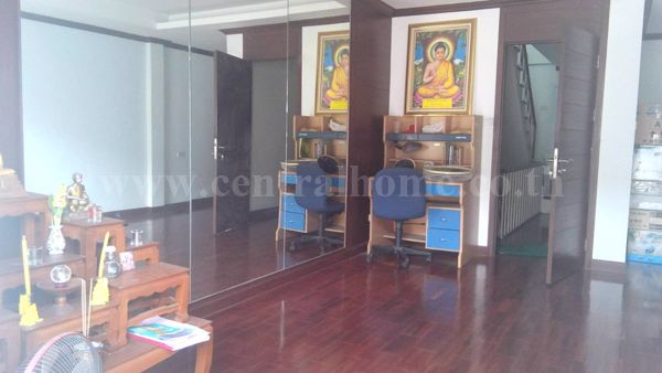 อาคารพาณิชย์-45-ชั้น-ถนน-เจริญกรุง-78-ใกล้เอเชียทีค