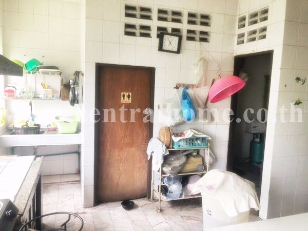 ขายทาวน์เฮ้าส์-หมู่บ้าน-ยิ่งโอฬาร-ซอย-วิภาวดี-43