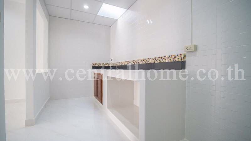 ทาวน์​เฮ้าส์​ชัยพฤกษ์​-บุศรินทร์​-ลำลูกกา​คลอง2-​-ตกแต่งใหม่​-ใกล้รถไฟฟ้าฯ