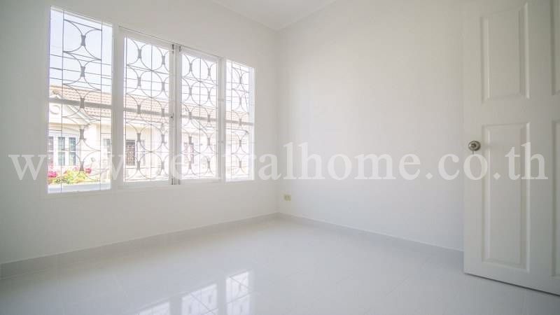 ทาวน์​เฮ้าส์​ชัยพฤกษ์​-บุศรินทร์​-ลำลูกกา​คลอง2-​-ตกแต่งใหม่​-ใกล้รถไฟฟ้าฯ