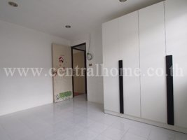 ขายทาวน์เฮ้าส์-บัวทอง-คลองถนน-หน้าบ้านติดสวนสาธารณะ